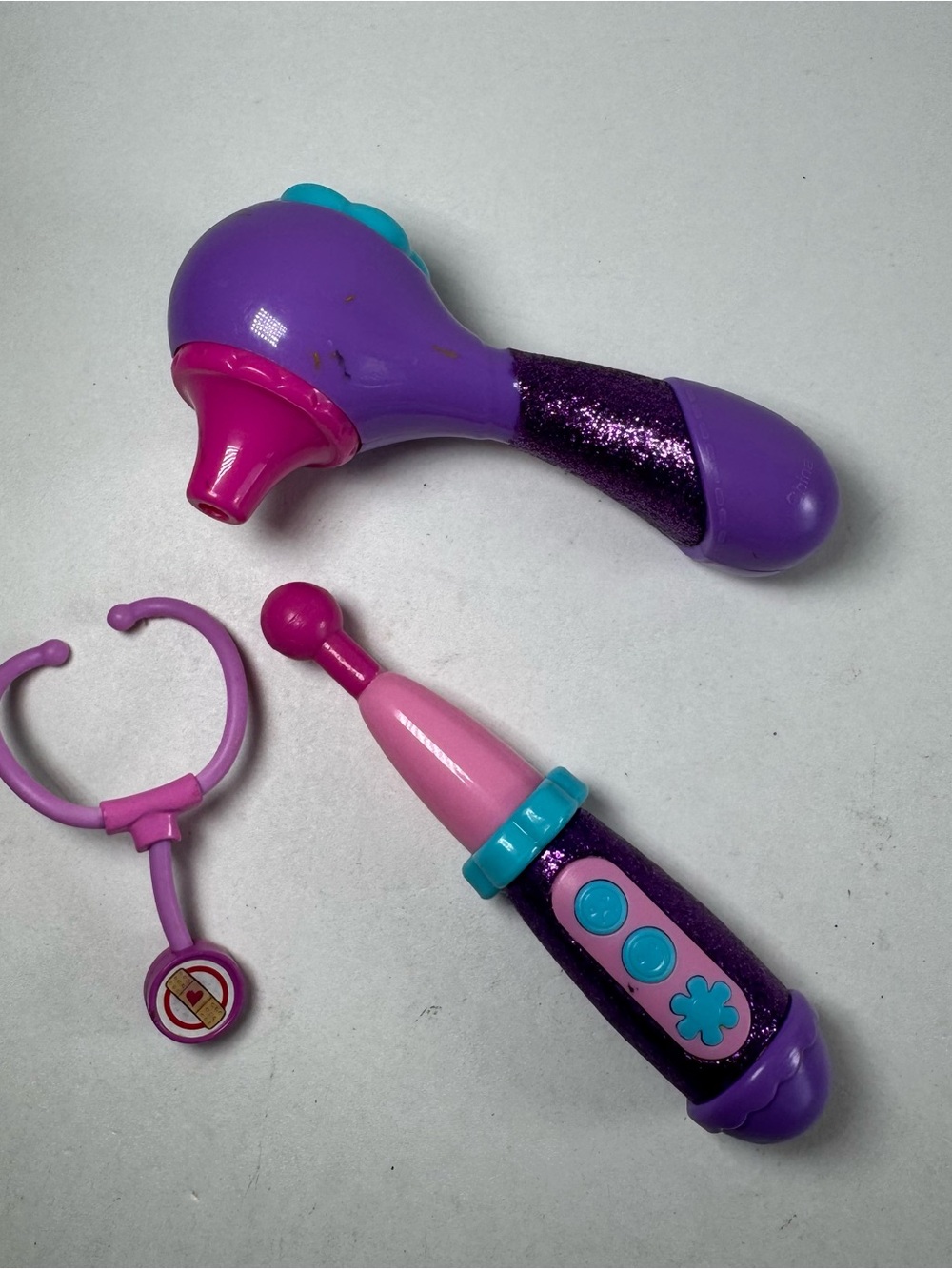 Disney Doc McStuffins Purple Pink Medical Kit Otoscope Thermeter Stethoscope